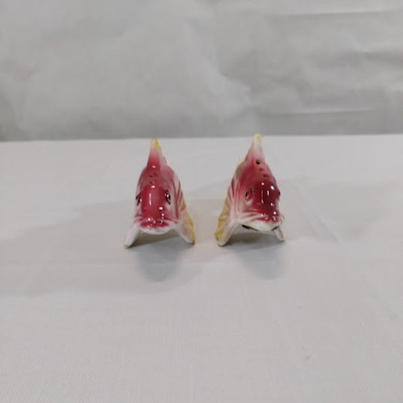 Vintage Salt and Pepper‎ Shakers Red & Yellow Koi Fish Japan 4” With Corks - Picture 3 of 5